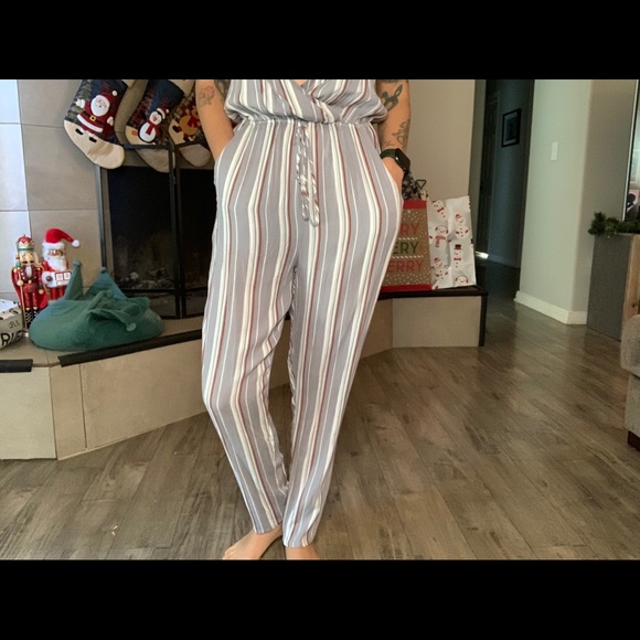 Striped jumpsuit - Picture 7 of 8